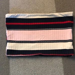 multi pink colored cropped tube top!!